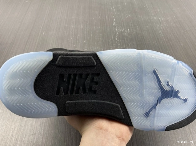 One Kick Black 5 Retro (2016) Jordan Metallic 845035-003 0731